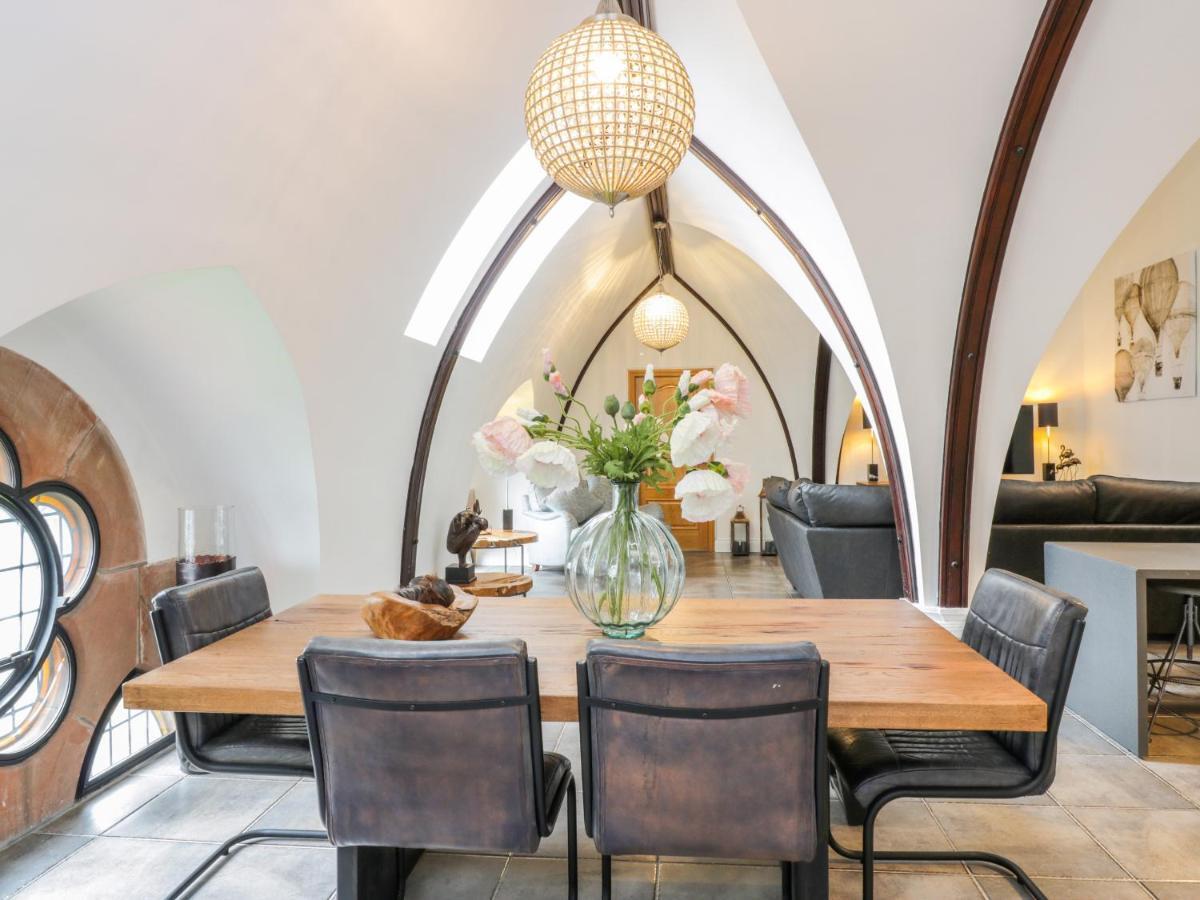 Penthouse St Mary'S Church มอฟฟัต ภายนอก รูปภาพ